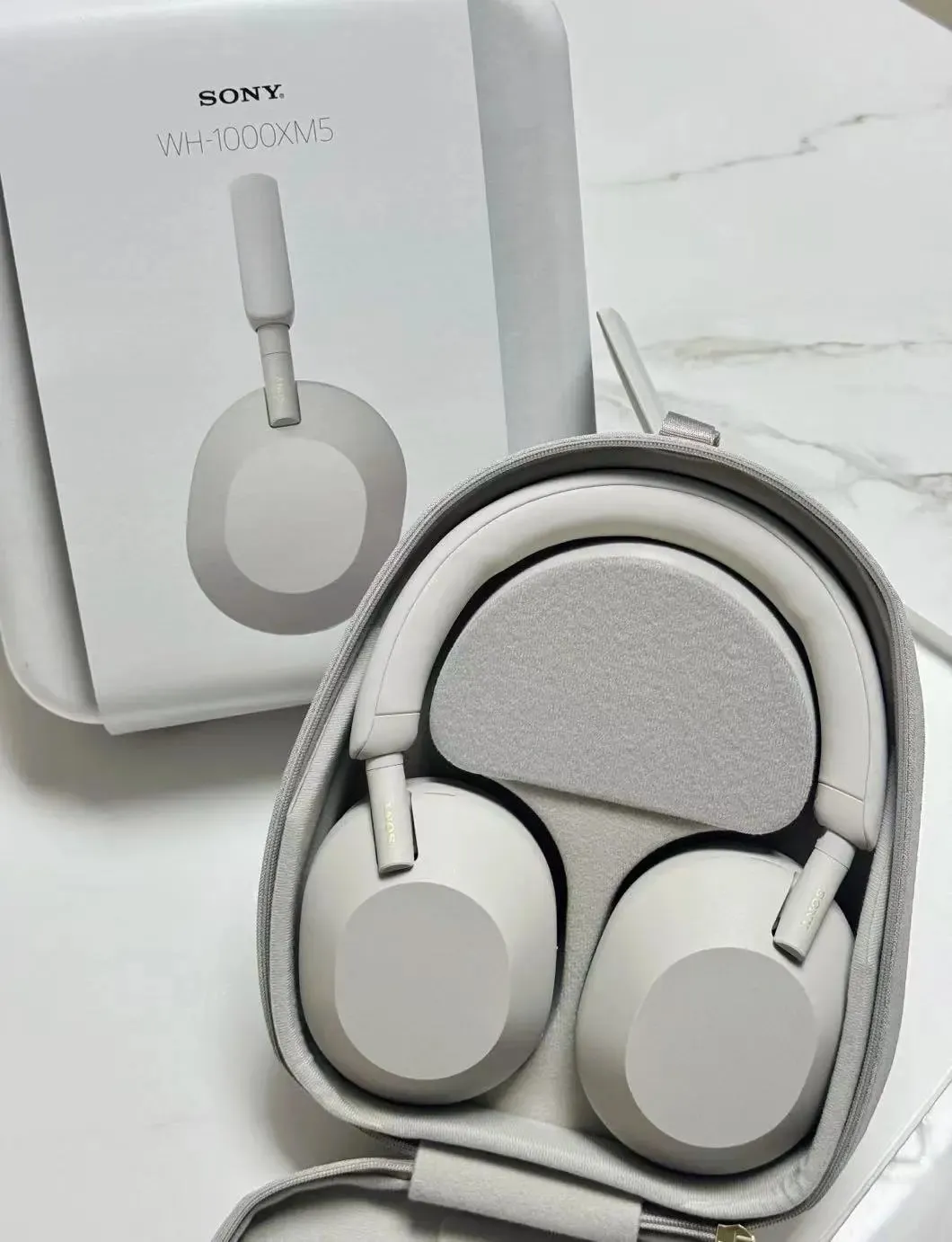 Sony xm5 米白色